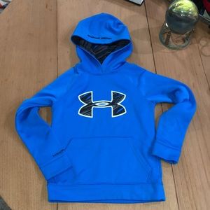 Boys Under Armour Hoodie 🛹